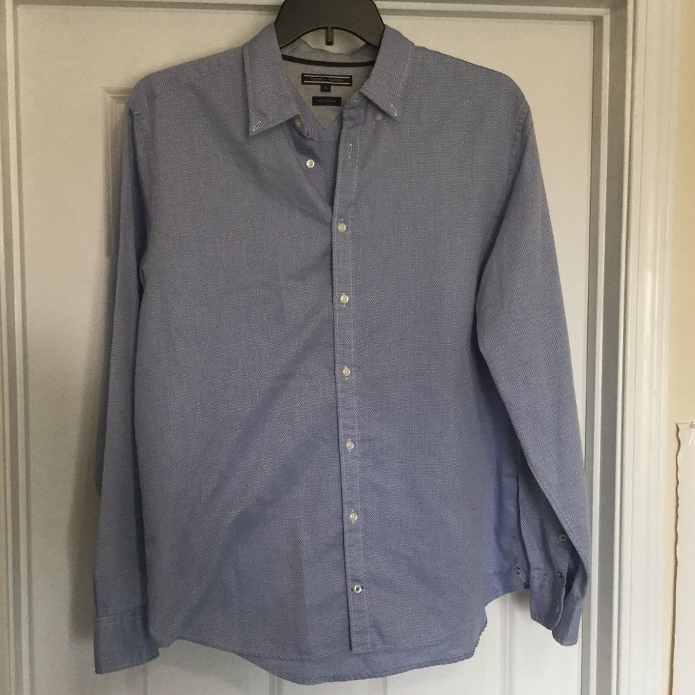 Tommy Hilfiger Size XL Blue  Button Down Shirt EUC